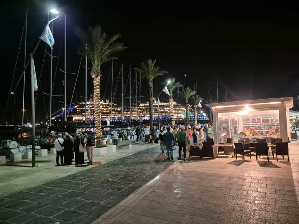 Centro Storico Mare Fuori Brindisi Exterior foto